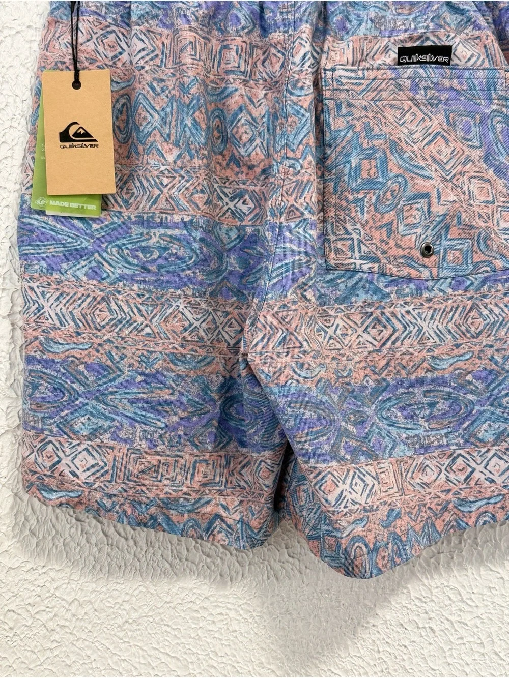 Quiksilver hit beach